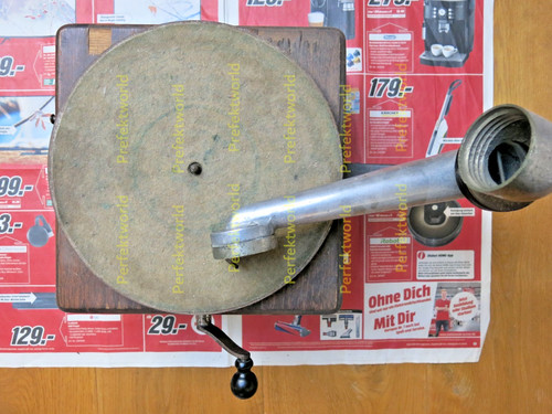 The columbia disc graphophone - columbia,