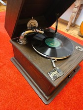 Sehr gut erhaltenes Grammophon