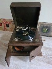 Schrankgrammophon "Der