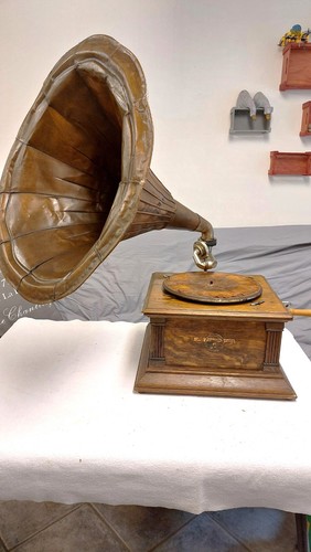 Trichter grammophon antik - trichter,