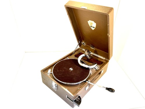 Koffergrammophon aus