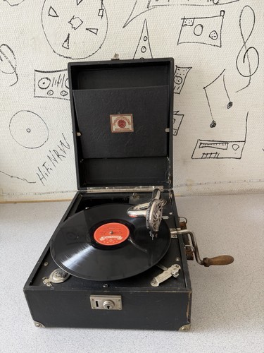 Antikes grammophon aus 19jh - antikes,