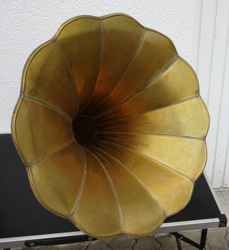 Großer alter grammophon - großer,